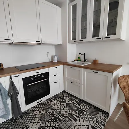 Arleen Apartment *
